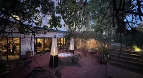 Ironclad Inn and Bourbon Room - Image 4