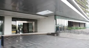 Spacious 3BR at Kemang Village Apartment By Travelio - Image 5