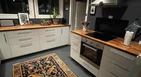 Stort hus med hage og bekk, 5 soverom, 8 min til sentrum - Image 2