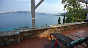 Alonissos Luxury Villa with Jacuzzi and Beach - Image 5