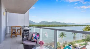 Oasis at Harbour Lights Cairns - Image 5