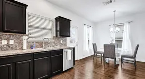 Charming accommodation in Houston! - Image 3