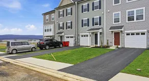 New 4BR Townhome Near Harpers Ferry townhouse - Image 5