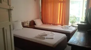 Family Hotel Rositsa - Image 2
