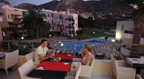 Bellos Hotel Apartments - Image 3