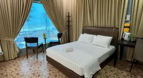 The Kapal Seaview Resort - Image 2
