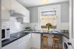 Meldon View - Period Apartment & Roof Terrace - Image 2