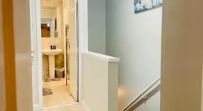 Corby- Split Level Apartment with 3 Bedrooms - Image 2
