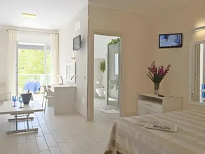 Hotel Elite - Image 2