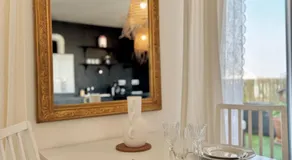 Chez Ambroise, avec balcon et parking - Image 4