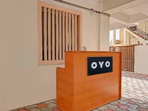 OYO Flagship Royal Plazza Homestay - Image 4