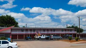 American Inn & Suites Childress - Image 4