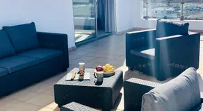 Luksuriøs villa med privat pool, store terrasser, grill og uendelig udsigt - Image 5