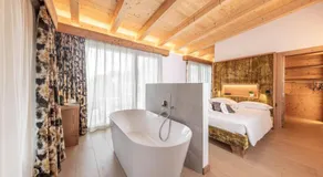 Hotel La Perla - Image 2