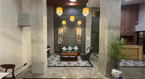 N5 Ratchawong Hostel - Image 2
