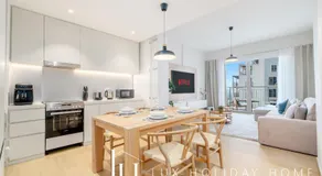 LUX The Le Pont Sea View Suite - Image 2