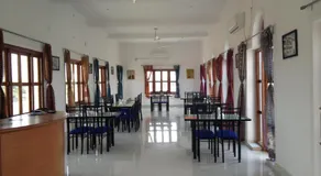 Hotel Isabel Palace - Image 3