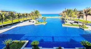 Luxury Beachfront Villa in Whyndham Garden Cam Ranh - Image 4