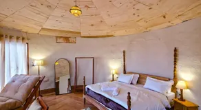 The Garhwal Huts - Image 4