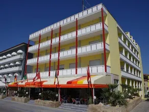 Hotel Continental - Image 2