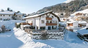 Chalet EDELWEISS - Private Wellness with Whirlpool & Sauna - Image 3