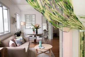 Tropicana Bungalow - Retro Getaway - Image 5
