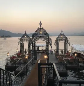 Hotel Lake Palace - Image 1