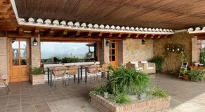 Alhanda Apartahotel - Image 5