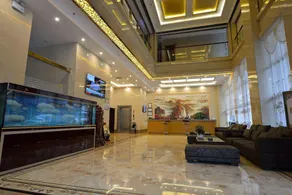 Sunshine Hotel - Image 2
