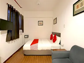 OYO 858 City Stay Inns Bgc Nuevo - Image 2