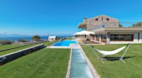 Armonia Luxury Villa - Image 2
