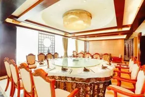 Chuanyu Holiday Hotel - Image 5
