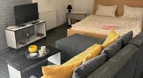 Happy House - Image 2