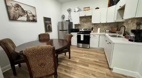 Texas Spindletop 3BR 2BA Home - Image 5
