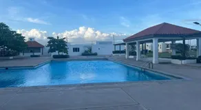 Large Luxurious Beach Front at Bayfront Villa - Image 3