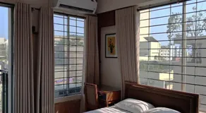 Elegant 3BR Apartment in Banani East Facing Balcony Great Location - Image 3