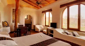 Pelican Eyes Hotel and Resort - Image 2