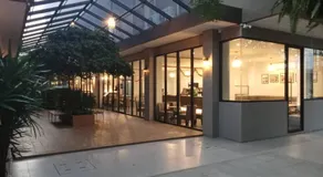 35 Bow Hotel - Image 3