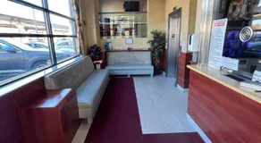 Atlantic Motor Inn - Image 2