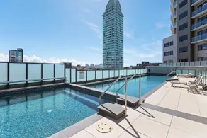 Super Plush Takapuna 1BR Apt Free CarPark on 6th Floor - Image 3