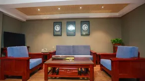 Yizhou Business Hotel - Image 5