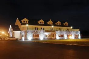 Moycarn Lodge & Marina - Image 5