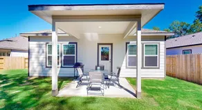Patio Dining & Yard: Porter Escape, 3 Mi to Golf - Image 4