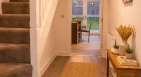 Contemporary 3-Bedroom Home Quiet Rotherham Location with Parking - Image 4