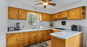 Close to NYC | King Bed | Free Parking - Image 5