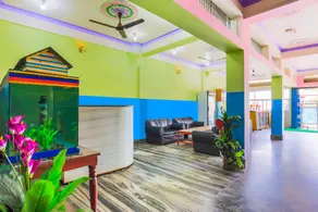 SPOT ON 423 Hotel Zamzam & Restaurant - Image 4