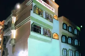 Hotel Venice - Image 1