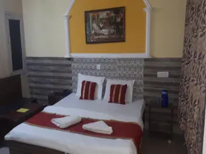 Hotel Ishan - Image 2