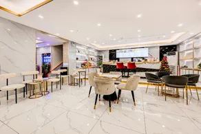 Dancenter Bangkok Travellers Hotel - Image 4