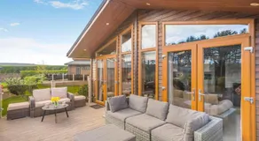 3 Bed in Whitby oc-wa057 - Image 4